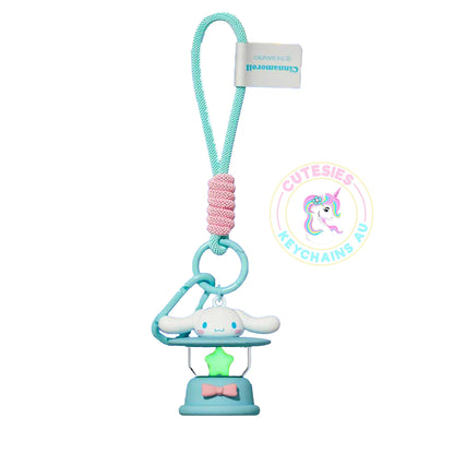 LIGHT UP LANTERN  KEYCHAIN