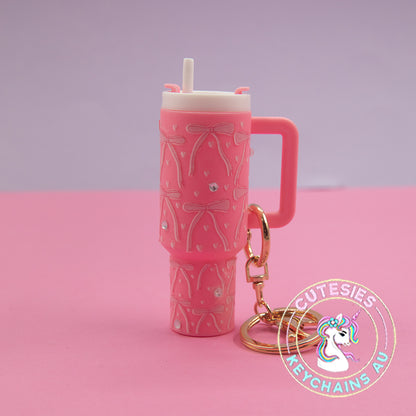 Mini tumbler Lip Balm Holder Keychain (Strawberry Shortcake) - Standard Edition