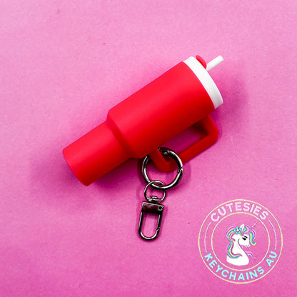 Mini plastic tumbler container to hold items