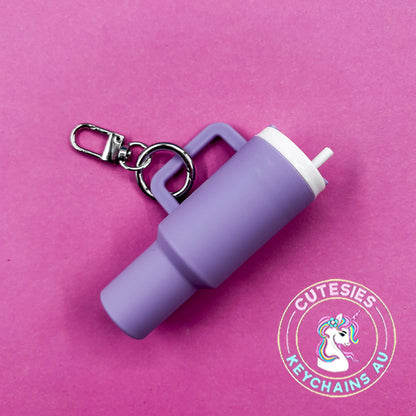 Mini plastic tumbler container to hold items