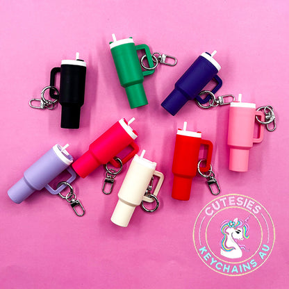 Mini plastic tumbler container to hold items